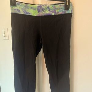 Cropped Ivivva yoga pant.